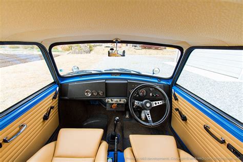 interior-1 Mini Cooper Classic, Classic Mini, Classic Cars, Rover Mini ...