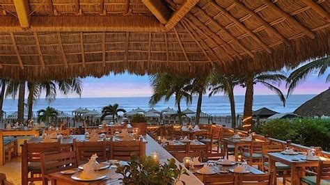 RESTAURANTE BEACH CLUB PRINCESS, Acapulco - Restaurant Reviews, Photos ...