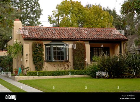 Middle class family home Southern California USA Stock Photo - Alamy