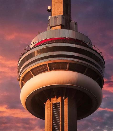 Close-up of the CN Tower | Toronto skyline, Toronto ontario, Toronto ...