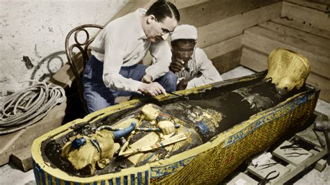 Enter the tomb of King Tut- today in history - News Without Politics