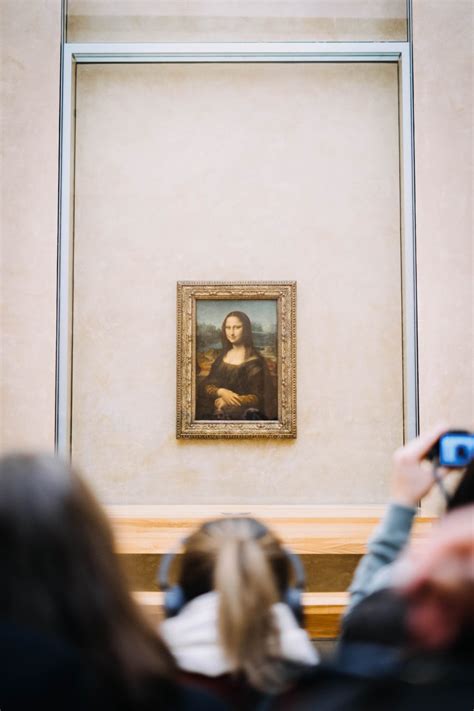 How to make sure you enjoy your Mona Lisa visit at the Louvre - DW Blog