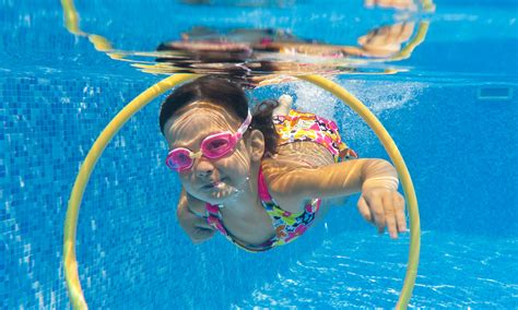 Swimming Pool Games: 10 Unique Games Your Kids Will Love - AquaMobile ...