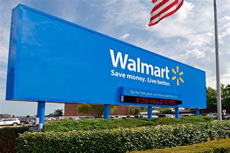 Wal-Mart Indian Employees Suspended over Bribery Allegations