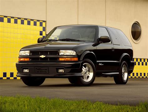 2004 Chevrolet Blazer - Information and photos - MOMENTcar