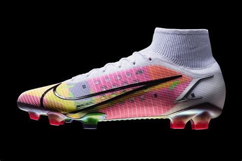 Nike Superfly DragonFly - Soccer Cleats 101