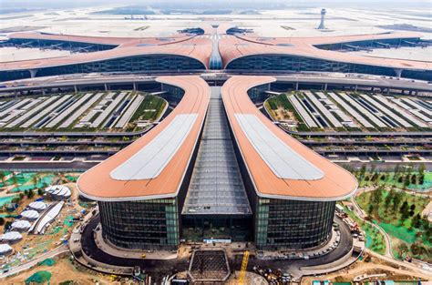 The New Airport in Beijing Has the Largest Terminal in the World ...