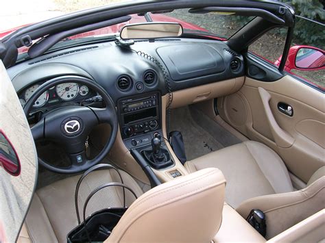 2001 Mazda MX-5 Miata - Interior Pictures - CarGurus