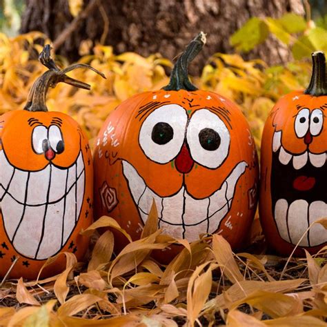 15 Pumpkin Painting Ideas for Halloween | Pumpkin designs painted ...