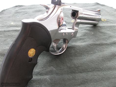 COLT KING COBRA BRIGHT STAINLESS STEEL 4" BARREL