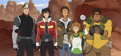 Here's Your First Look at DreamWorks' 'Voltron: Legendary Defender'