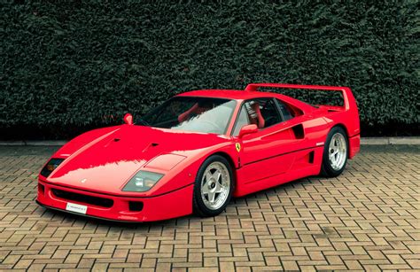 Mercedes F1 chief's Ferrari F40 up for sale