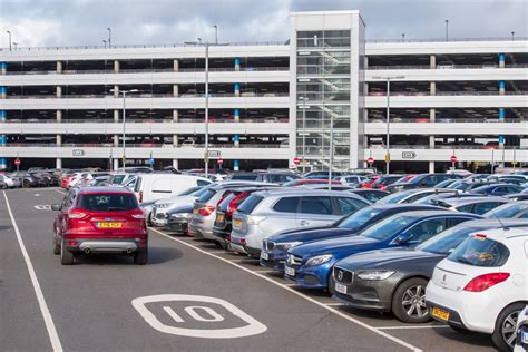 Drive up and park | Edinburgh Airport