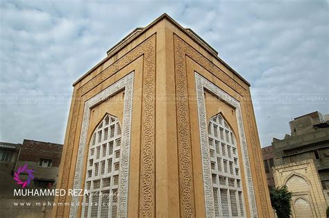 Mausoleum of Sultan Qutb-ud-Din Aibak | Mausoleum, Sultan, Architecture