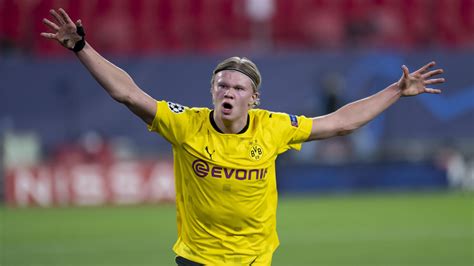 Football news - Borussia Dortmund's Erling Haaland thanks PSG striker ...