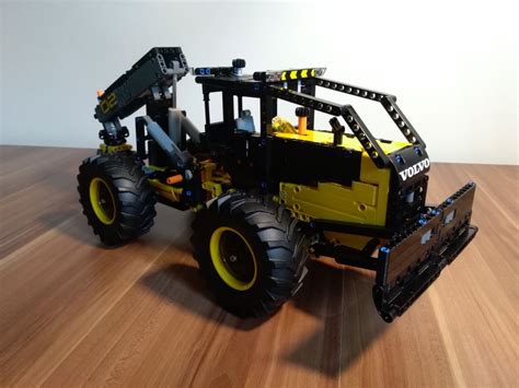 LEGO MOC 42081: Wheel Skidder by Tomik | Rebrickable - Build with LEGO