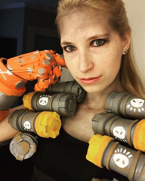 Overwatch Junkrat cosplay | Overwatch, Cosplay outfits, Cosplay