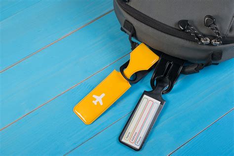 10 Best Luggage Tags For Your Suitcase in 2024 - Road Affair