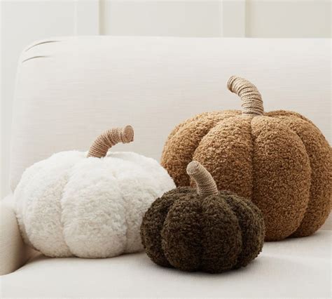 Rustic Pumpkin Pillows w/ Teddy Bear Fur Fabric | The Green Head