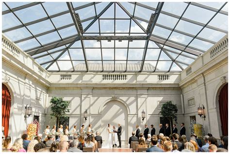 Joyful Columbus Museum of Art Wedding - Starling Studio