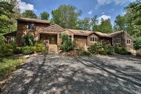 6 Things You Should Know About Poconos Cabin Rentals