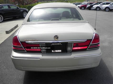 2005 Mercury Grand Marquis - Information and photos - MOMENTcar