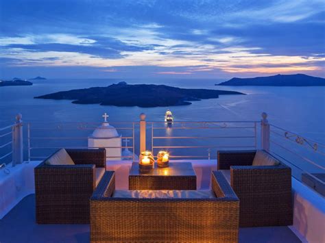 Enjoy Your Luxury Holidays in Greece - Travel Wide Flights