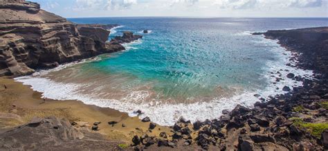 Papakolea Green Sand Beach | Big Island Guide