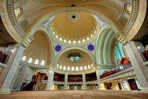 Federal Territory Mosque - Kuala Lumpur