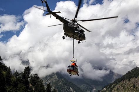 Indian Air Force's Mil Mi-17 V5 Helicopter Airlifts Pawan Hans ...