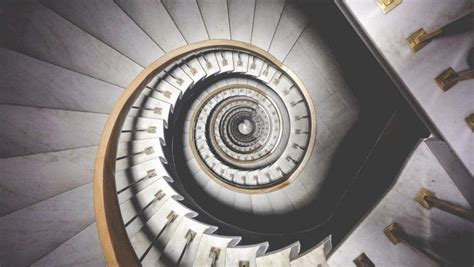 How to Improve Your Photo Composition with the Fibonacci Spiral ...