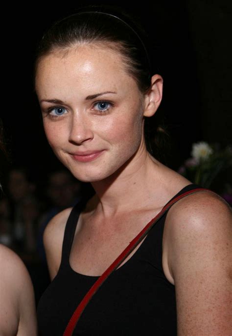 File:Alexis Bledel 2008.jpg - Wikimedia Commons