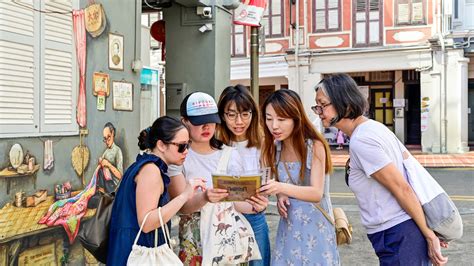 牛车水 Murders: Outdoor Escape Room Tour in Chinatown in Singapore | Pelago