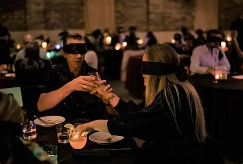 Dining in the Dark Seattle: A Blind Tasting Experience