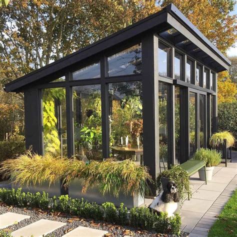 20+ Awesome Backyard Greenhouse Ideas For Gardening Enthusiasts ...