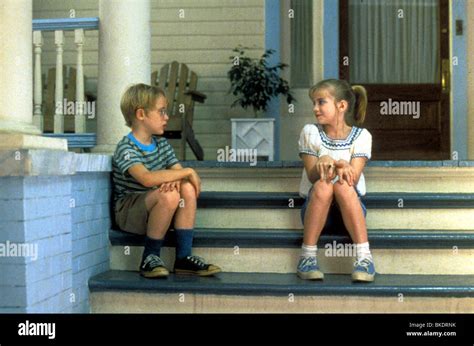 Macaulay culkin anna chlumsky girl hi-res stock photography and images ...