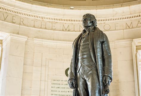 Thomas Jefferson Memorial With Bronze Statue Stock Photo - Download ...