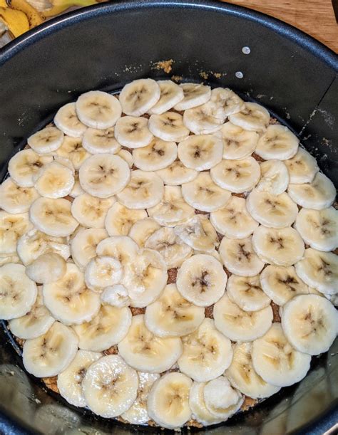 Make the Best Banana Cream Pie Ever! - Captivate Your Plate