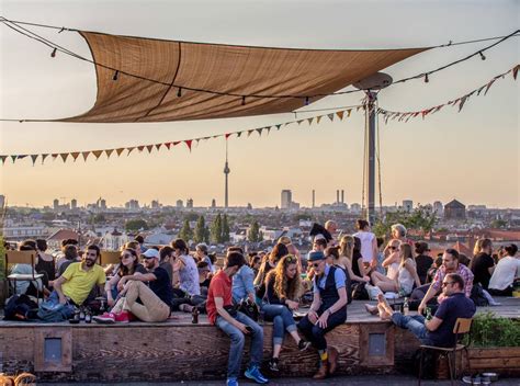 5 Bars That Prove Berlin Has The Best Nightlife In The World | AWOL