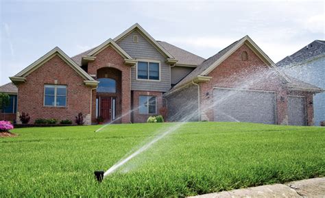 Best Sprinklers for Your Lawn and Garden - The Home Depot