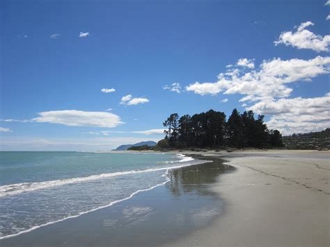 Nelson NZ. Beautiful Tahunanui Beach | Places to travel, Nelson new ...