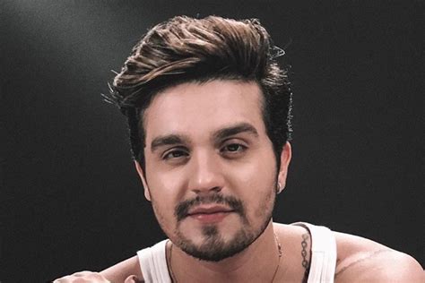 Veja ao vivo a live com show de Luan Santana | Metrópoles