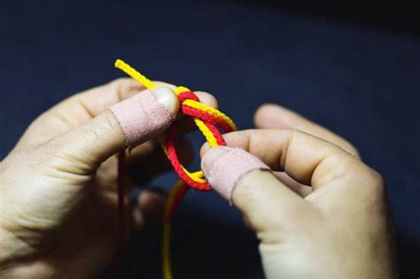 How to Tie a Surgeon's Knot (Step-By-Step With Video) - Into Fly Fishing