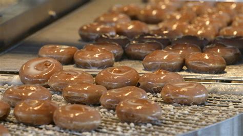 Krispy Kreme launches donut delivery in Northeast Ohio | Fox 8 ...