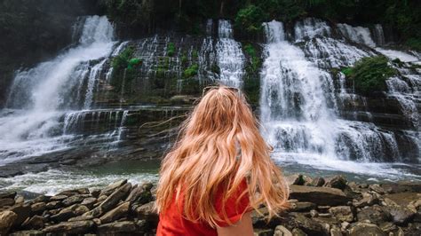 Hike To Breathtaking Waterfalls At Tennessee's Beautiful Rock Island ...