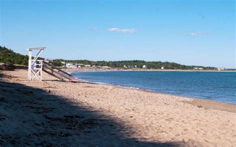 Popham Beach / Maine / USA // World Beach Guide