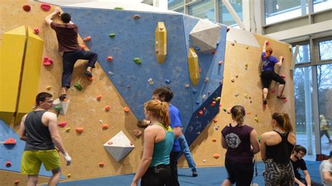 What is bouldering? And the 3 reasons why you should give it go ...