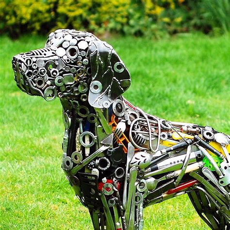 Scrap metal becomes life-size animal sculptures | Daniel Swanick