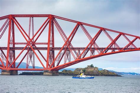 Explore The Forth Bridges - Forever Edinburgh