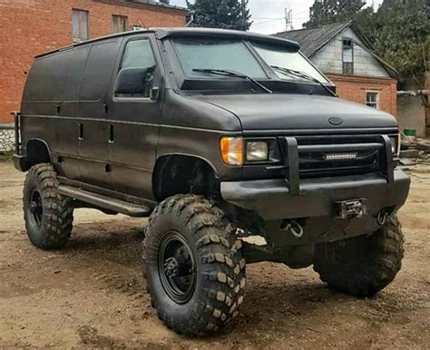 Custom Ford E350 4x4 Van in 2020 | Ford van, 4x4 van, Lifted van